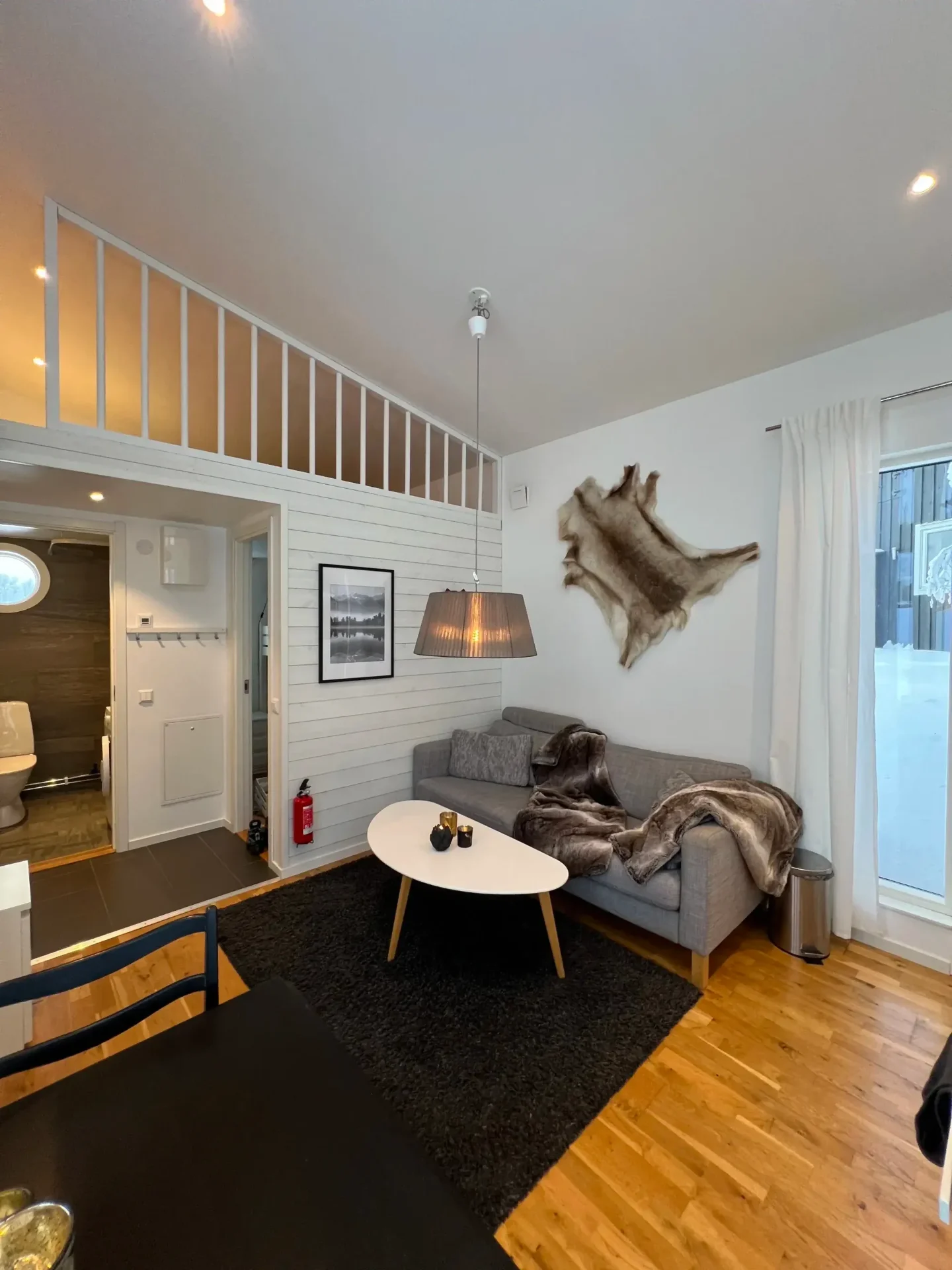 Vardagsrum i Årehuset 25 Modern